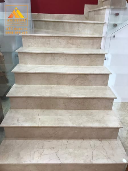 Hình ảnh mẫu cầu thang đá hoa cương đẹp nhất