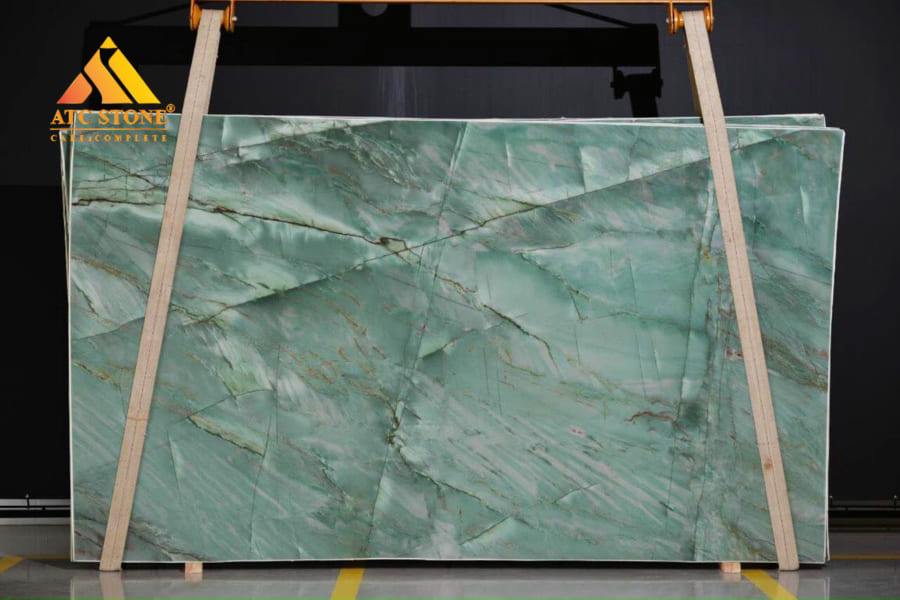 DA-QUARTZ-EMERALD-GREEN