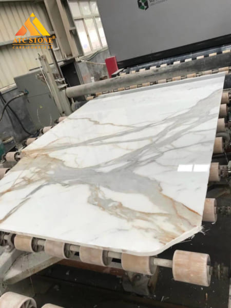 DA-MARBLE-CALACATTA-GOLD-SUPER-LUXURY