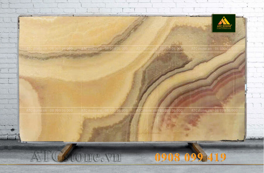 DA-ONYX-TORNADO-GOLD