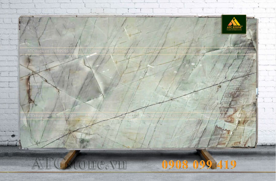 DA-QUARTZ-CRYSTAL-TIFFANY