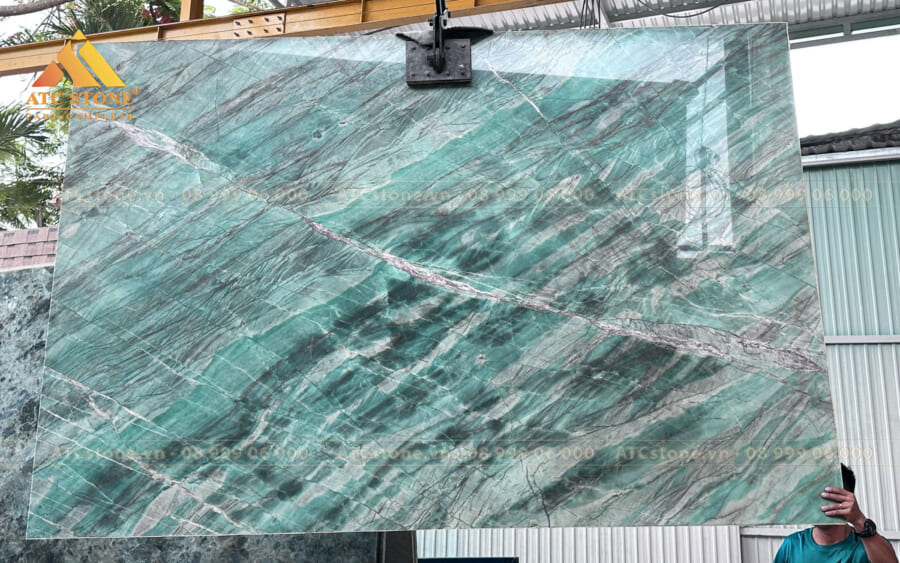 DA-QUARTZ-GREEN-AMAZON