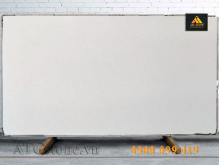 DA-NHAN-TAO-WINTER-WHITE