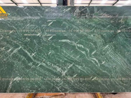 ĐÁ QUARTZ DARK GREEN