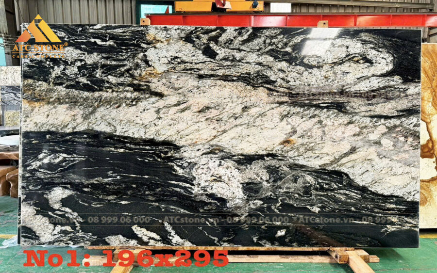 DA-GRANITE-BLACK-GOLD