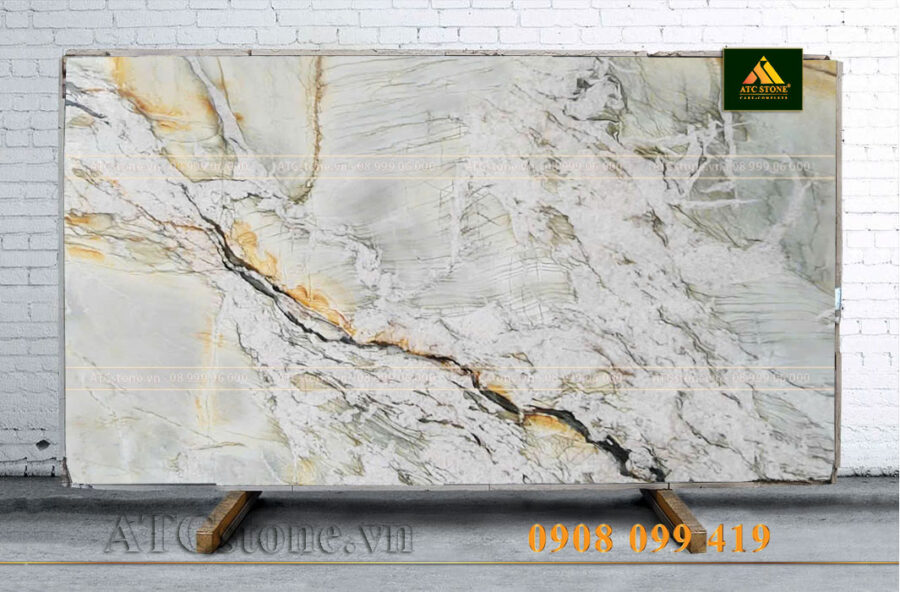 DA-QUARTZ-WHITE-CRYSTAL-BALTOR
